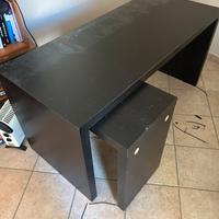 Scrivania MALM Ikea