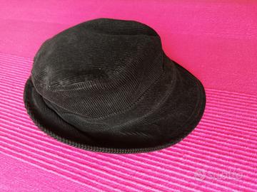 Cappello jazzy in velluto a coste