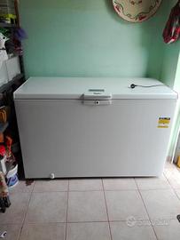 Congelatore 394 litri
