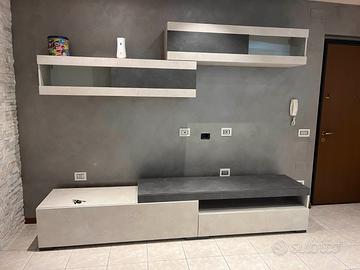 Arredamento soggiorno e camera matrimoniale .