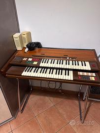 Organo elettronico FARFISA