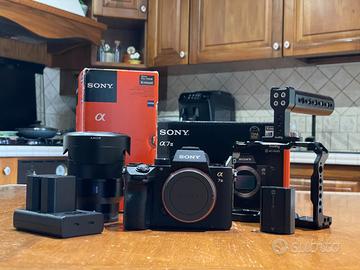 Sony A7III + Zeiss 24-70 f/4 + Accessori