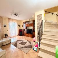 Immobile Su 3 Livelli Melito Porto Salvo