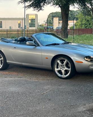 Jaguar xk8/xkr (x100) - 2005