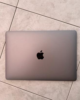 Macbook pro 13” retina 256gb intel core i5