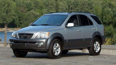 Kia Sorento 2005 / Pezzi Di Ricambio (incidentata)