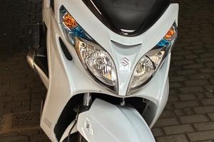 Suzuki Burgman 400 LUX ABS