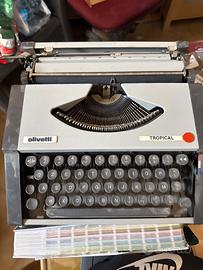 Macchina da scivere olivetti  tropical vintage