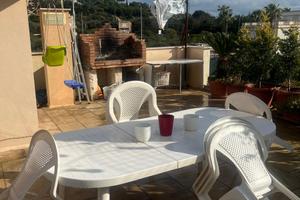 Semi Indipendente in zona residenziale