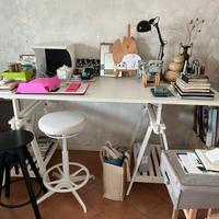 Scrivania ikea altezza regolabile piano lavoro