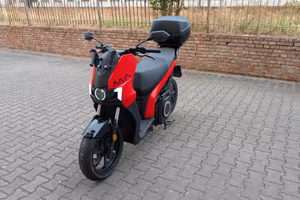 Scooter 125 elettrico Seat Mò
