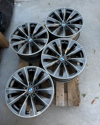 Cerchi bmw da 18.  8jx18