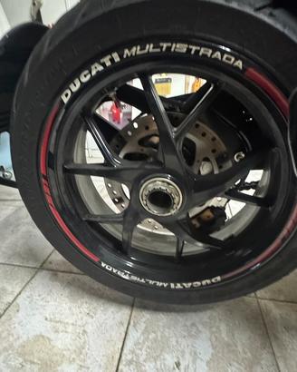 Ducati 1260 S
