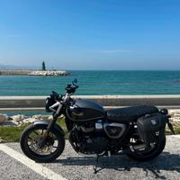 Triumph street twin 900