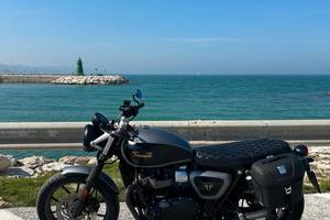 Triumph street twin 900