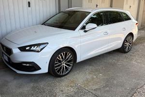 Seat Leon Sportstourer 1.5 eTSI 150 CV DSG Xcellen