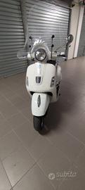 vespa GTS 300