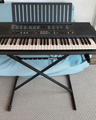Tastiera  digitale yamaha psr 300 e cavalletto