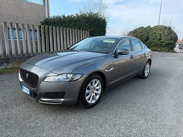 JAGUAR XF 2.0 AWD PORTOFOLIO