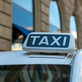LICENZA TAXI a Novara