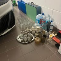 stock bicchieri e tazze