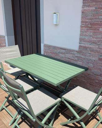 Tavolo in alluminio con 4 sedie pieghevoli