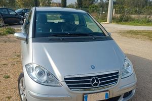 MERCEDES 180 CDI