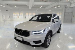 VOLVO XC40 T2 AUTOMATICO MOMENTUM SUV