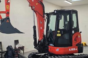 MINIESCAVATORE KUBOTA U55