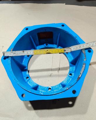 Flangia per motocoltivatore 