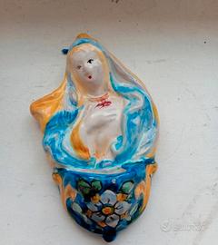 acquasantiera in ceramica dipinta a mano 