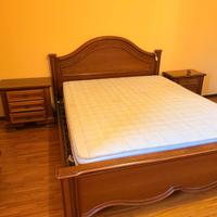 Letto completo e comodini