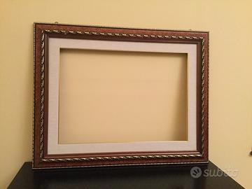 Cornice in radica con passepartout