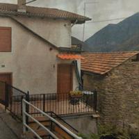 Terratetto indipendente tra lago e montagna