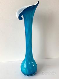 Vaso calla in vetro incamiciato stile Murano