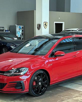 Volkswagen Golf GTI 2.0 tsi Performance DSG - 19"