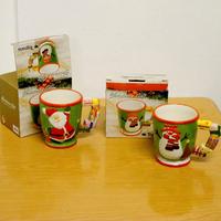 Tazze in ceramica disegno natalizio, modernariato