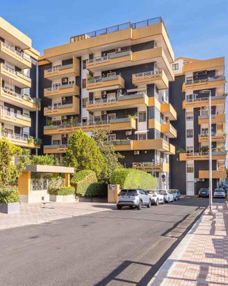 Cagliari:Pentavano con ascensore, cantina e p.auto