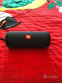 Cassa jbl essential bluetooth