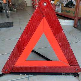 triangolo auto omologato