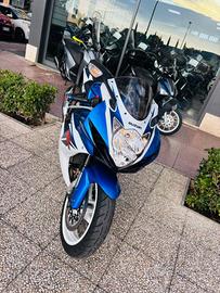 SUZUKI GSX R 600 TUTTO INCLUSO ANCHE PASSAGGIO!