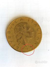 moneta  200 lire 1979 con errore di conio