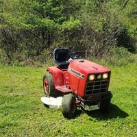 Trattorino tagliaerba