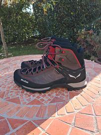 Scarponi Salewa come nuovi 