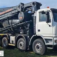 Beton pompa su Astra HD7  Quattro assi .