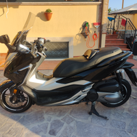 Honda forza 300 accessoriato