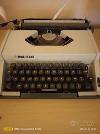 Macchina da scrivere vintage