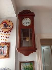 orologio da parete a pendolo pari al nuovo 