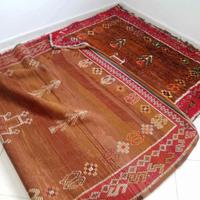 Tappeto fatto a mano 