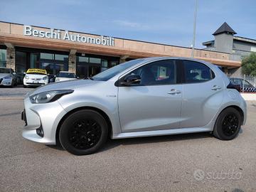 TOYOTA Yaris 1.5 Hybrid 5 porte Business Unico P